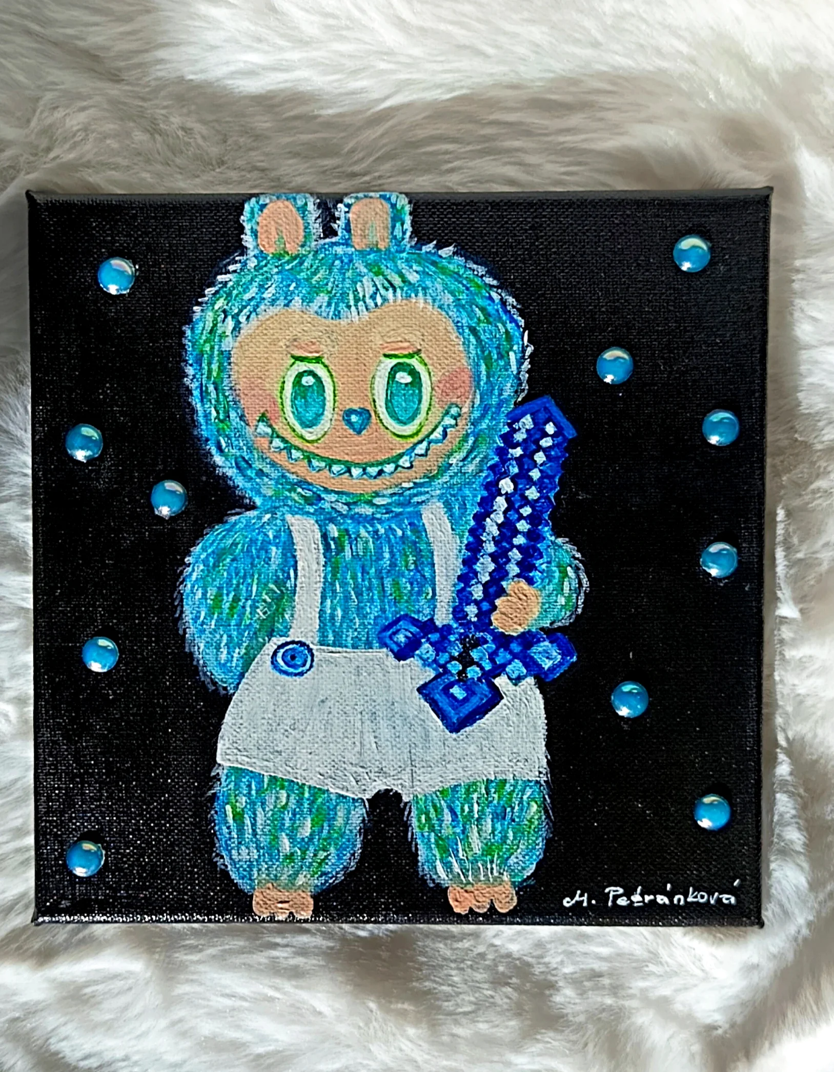 Chlupatý Labubáček s mečem